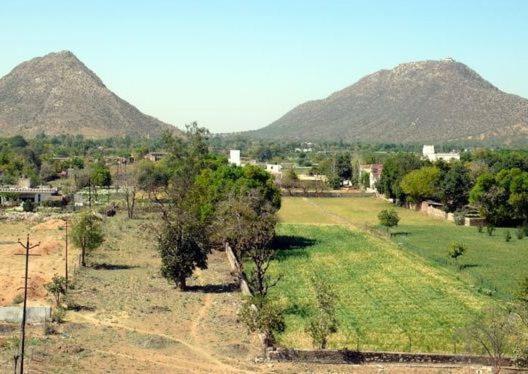 Pushkar Villas Resort Esterno foto